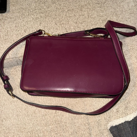 Aldo Dark Burgundy Crossbody Bag with strap. Great condition (minimal frays) - Picture 3 of 6
